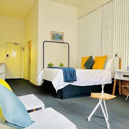 12 Decades Art Hotel ヨハネスブルグ エクステリア 写真