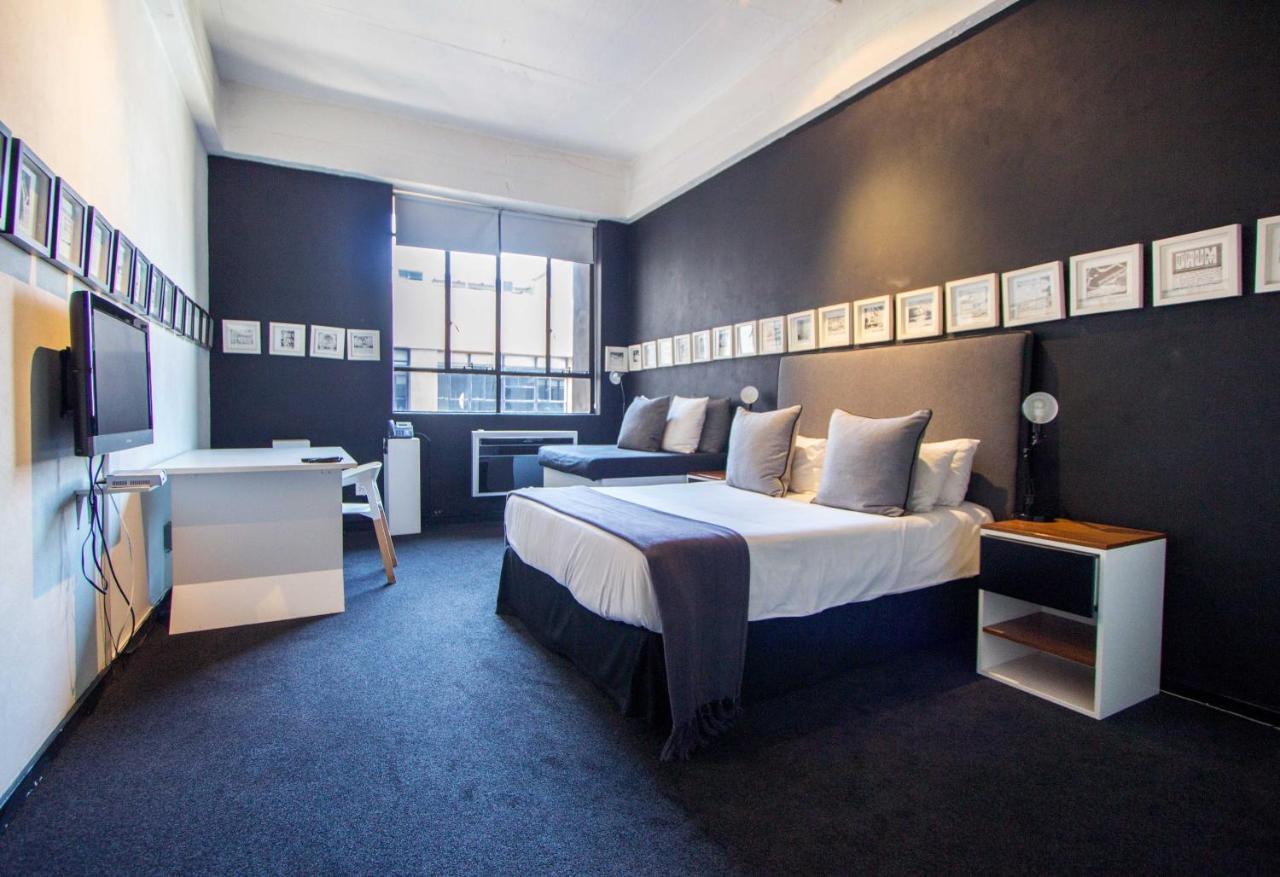 12 Decades Art Hotel ヨハネスブルグ エクステリア 写真