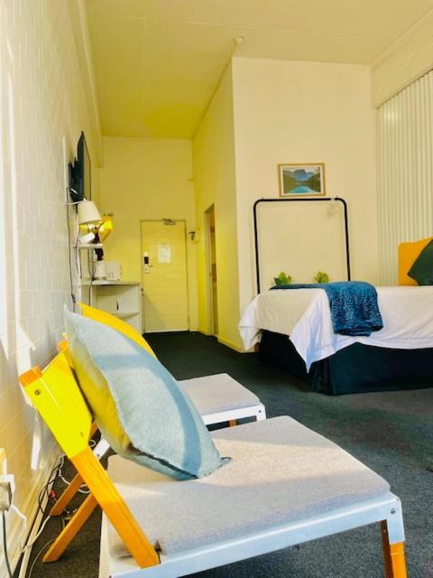 12 Decades Art Hotel ヨハネスブルグ エクステリア 写真