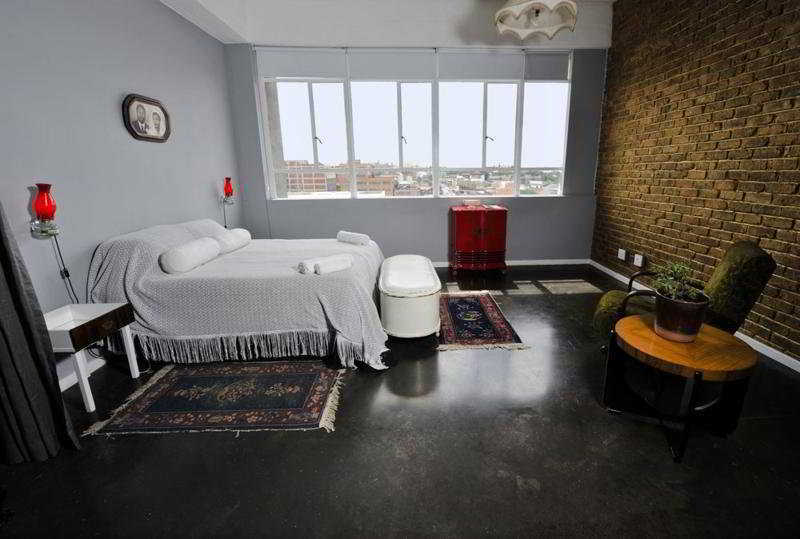 12 Decades Art Hotel ヨハネスブルグ エクステリア 写真